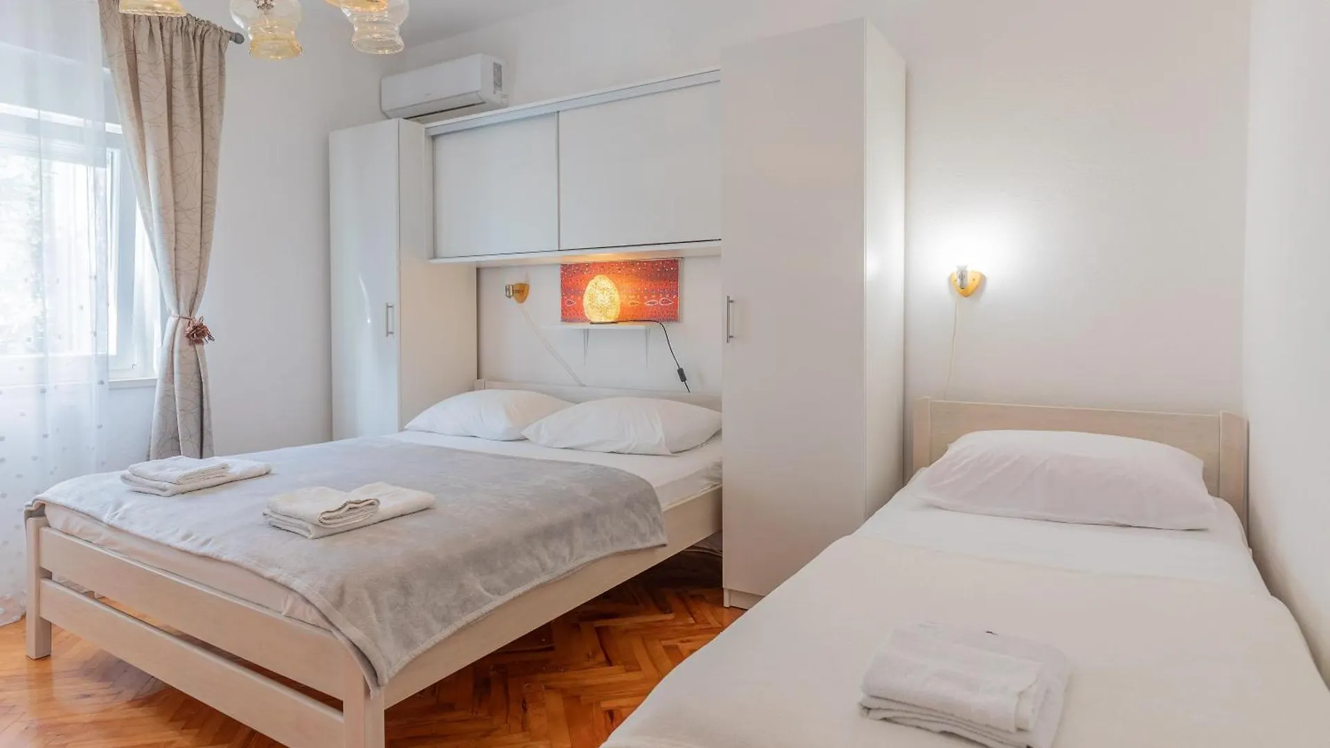 Tinka, Zimmer No 3 Starigrad Paklenica Apartment
